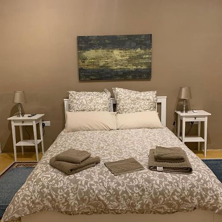 4 Bedroom Apartment In Sliema Near The Sea Екстер'єр фото