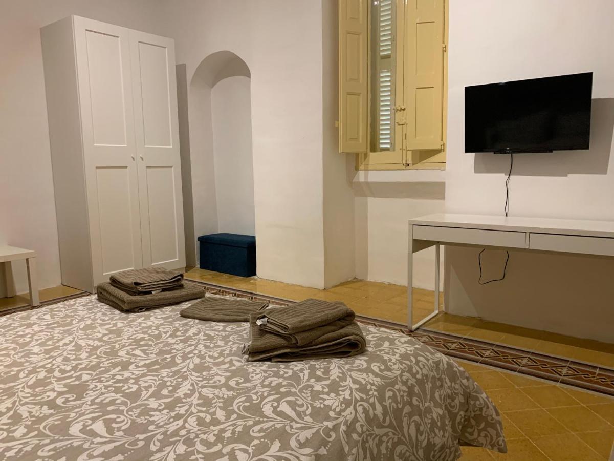 4 Bedroom Apartment In Sliema Near The Sea Екстер'єр фото